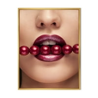 Дизайнарт 'Момиче С Червени Перли В Устата В Чувствена Поза' Модерна Рамка Платно Стена Арт Принт
